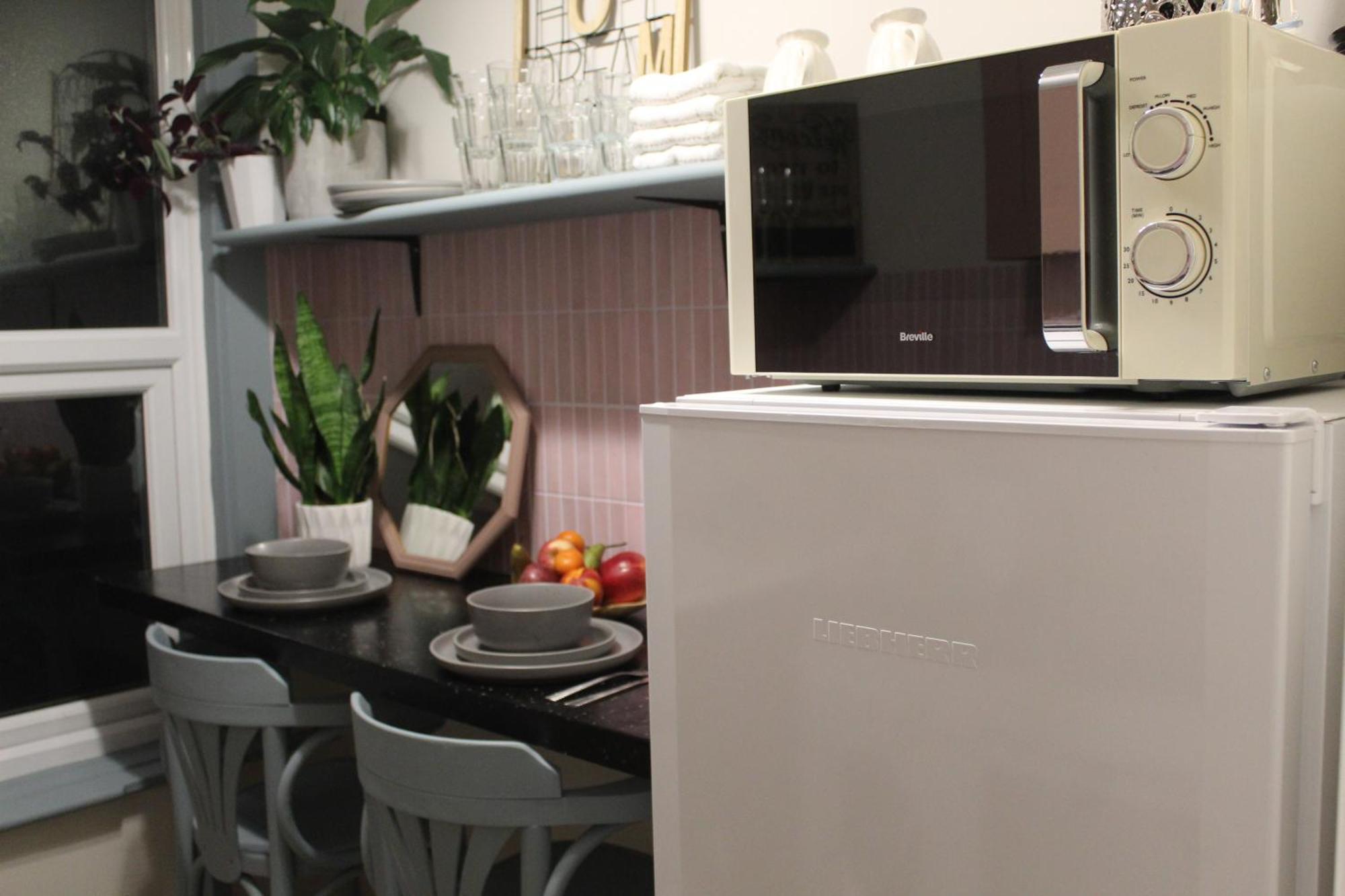 Peacehaven Retreat - 4 Minutes From The Beach! Pet Friendly! 웨이머스만 외부 사진