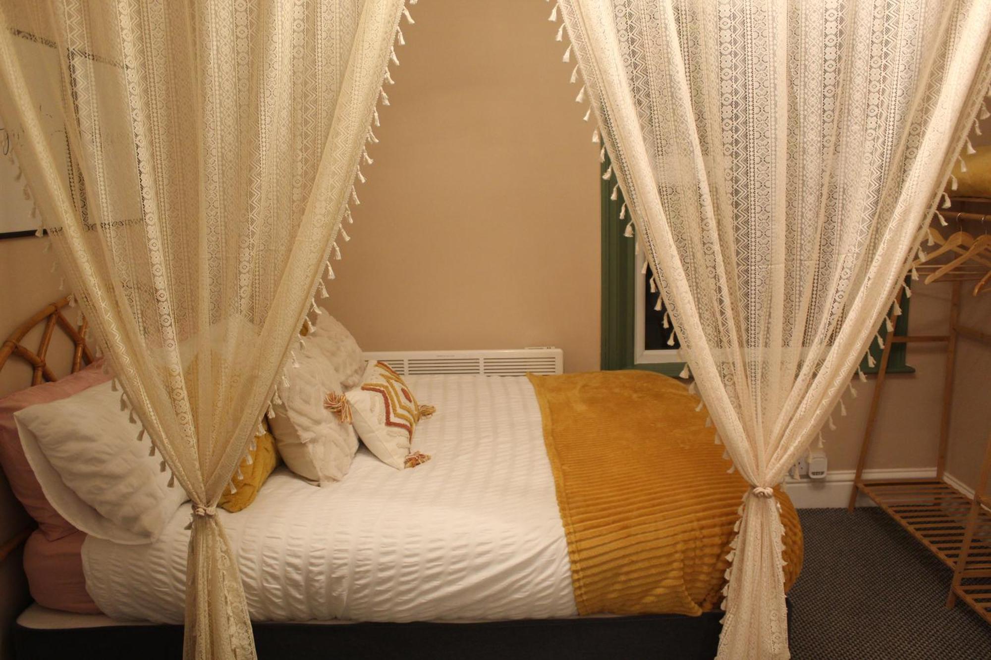 Peacehaven Retreat - 4 Minutes From The Beach! Pet Friendly! 웨이머스만 외부 사진